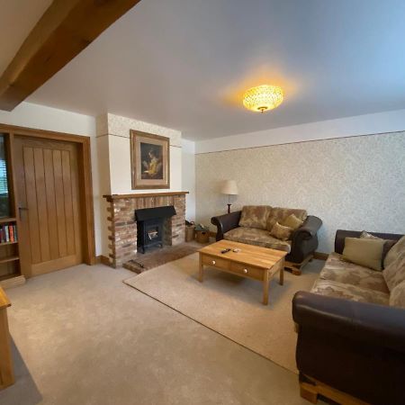 Mulberry Cottage Near Goodwood チチェスター エクステリア 写真